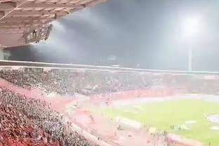 伯纳乌8万球迷欢迎！看看当年C罗加盟皇马时的盛况？